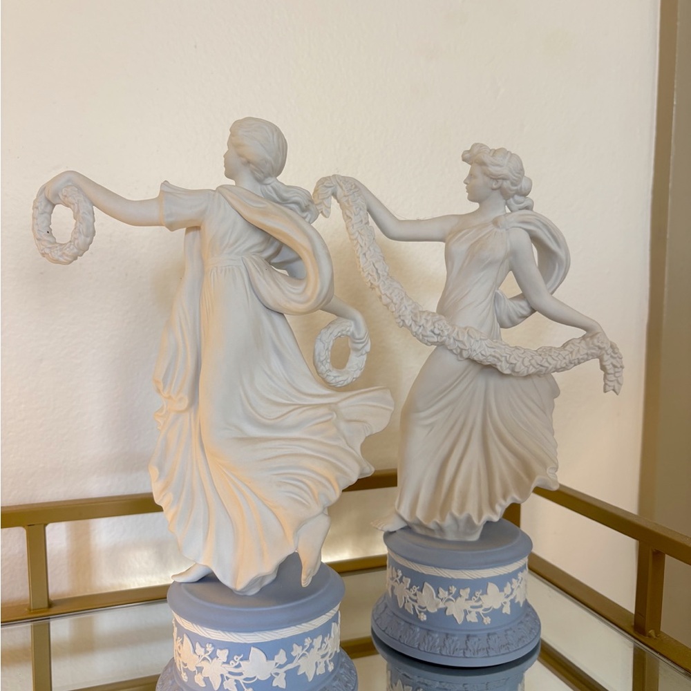 Wedgwood Blue and White Dancing Figures Decor - Picture 3 of 4